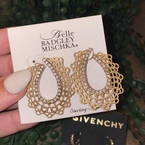 Sterling Silver Earrings 🤍